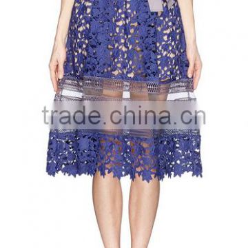 Honeycomb mesh with textured lace transparent trims skirt