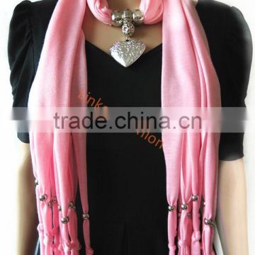 New design fashion lady wholesale pendant scarf with chain jewelry necklace