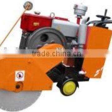 Concrete cutting machine