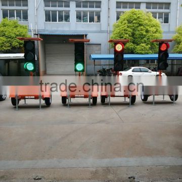 solar power traffic signals with trailer for traffic management
