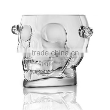 Skull shaped leadfree crystal high quality popular model ice bucket unique design with hand holder
