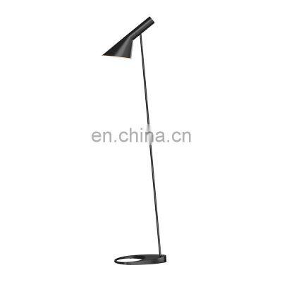 Modern Metal Long Body Floor Lamp Minimalist Decor Home LED Floor Lighting