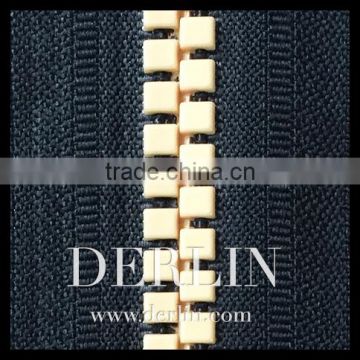 Designer Fashion Square Special Unique Vislon Resin Plastic Zipper