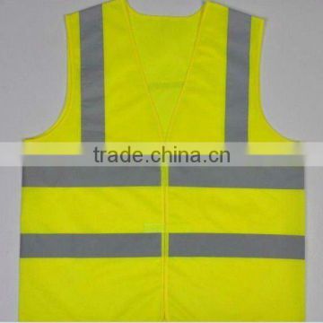 Lattice mesh reflective safety vest