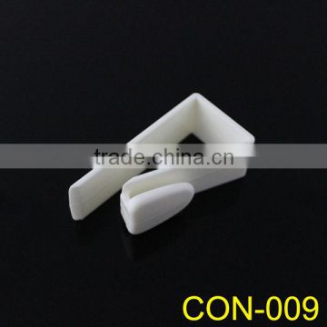 plastic peg hook to holding for flexiable using