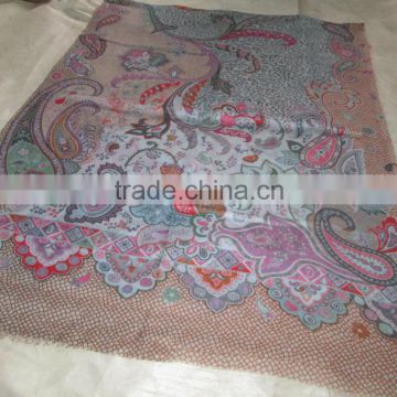 DISLPAY OF 2016 DESIGNS PATTERN OF SILK AND WOOL SCARVES TEXTILE