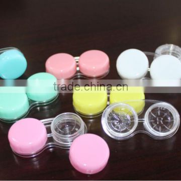 contact lens case/container/box.