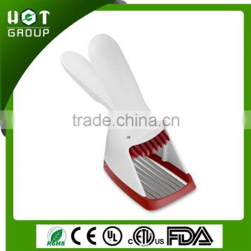 Offer ODM and OEM promotional Handheld strawberry slicer