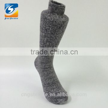 Wholesale winter crew 100% bulky acrylic custom knit socks with soft hand feeling