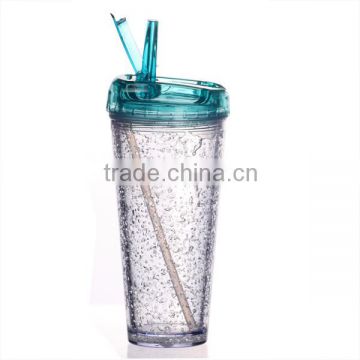 double wall plastic tumbler with ice cube