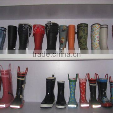 full rubber rain boots