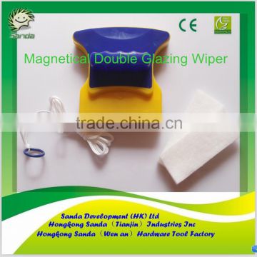 Magnetical Double Glazing Wiper