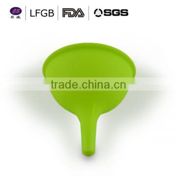 Food grade fashionable customized silicone funnel with FDA / LFGB