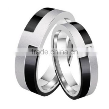 2014 unique design vogue jewelry, black ceramic and steel combined ring,polished and cz inlaid
