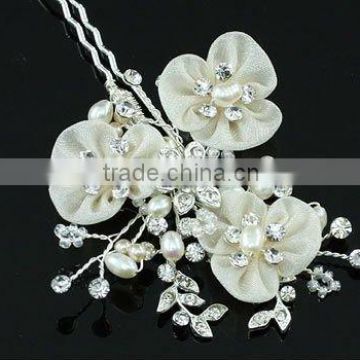 Bridal Wedding Ivory Fabric Pearl Handmade Hair Clip CT1400