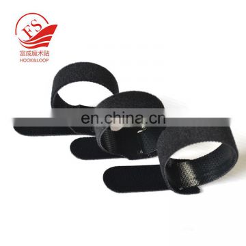 OEM design black in ear earphone mushroom hook magic cable tie