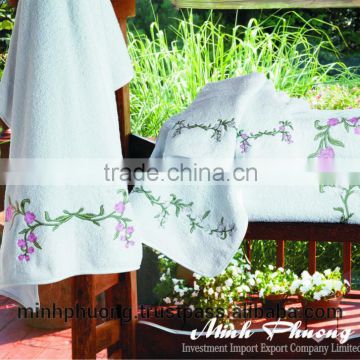 100% cotton Towel sheets flower Embroidery for Hotel, Restaurant