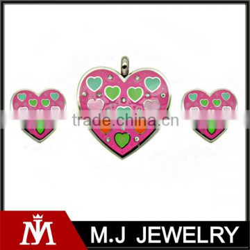 Popular and hot sale stainless steel fashion heart necklace set