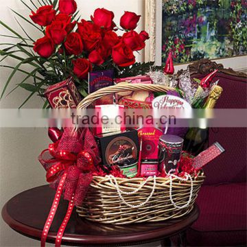 2014 Linyi new cheap swinging gifts basket with handle