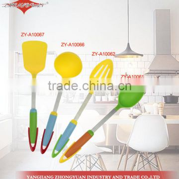 Kitchen accessory nylon kitchen set with colorful pp handle
