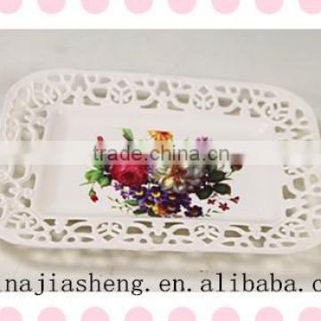 good quality hollow out with plastic plate for fruit