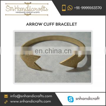 Trendy Metal Fashionable Arrow Cuff Bracelet in Bulk
