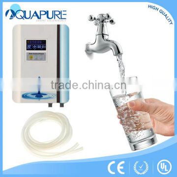 2016 New Design Electric Wall-Mounted Water Purifier With Plastic Housing