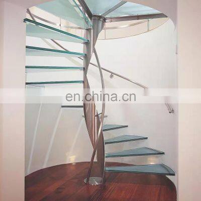 Custom Design Safe Glass Railing Tempered Glass Treads Spiral Staircase