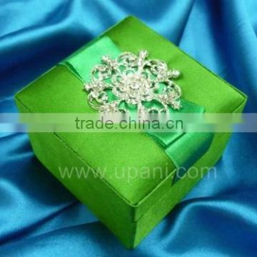 New Silk Favor Box in Green color and pearl brooch