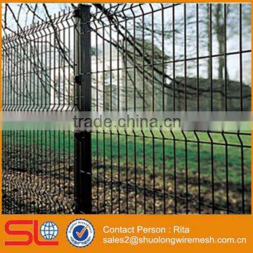 Curvy Welded Wire Mesh Fence