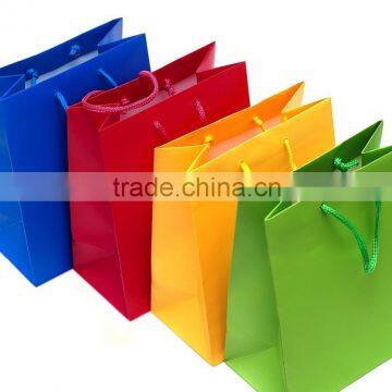 NEWEST FASHION shopping bag / Paper bag / git bag / carring shopping bag