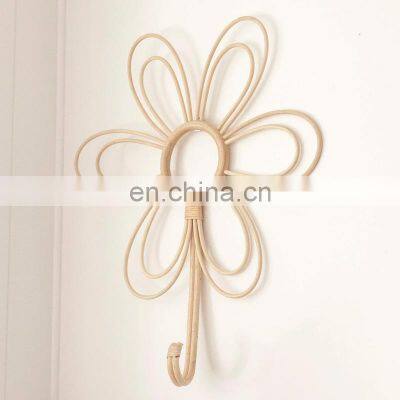 Best Seller Rattan Flower Wall Hook Wall Decoration Vintage wicker hanger Wholesale Vietnam Supplier