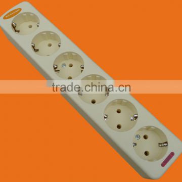 Europe style 6 way extension power socket with grounding (E5006E)