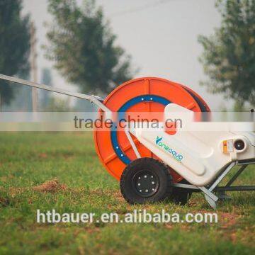 Automatic trolley hooking