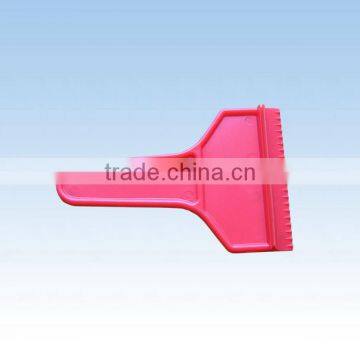 promotional cute cheap plastic hand car/boat window ice scraper with tpr water blade
