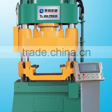 China manufacturer Automatic Hydraulic Clay brick Press