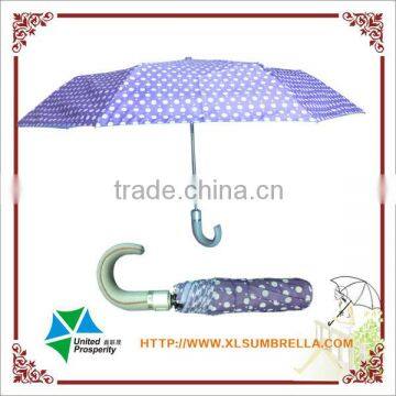 23" Cheap curved handle dot pongee 3 folding purple umbrella