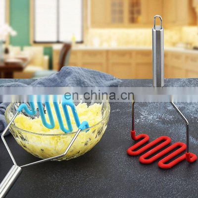 New Solid Color Red Blue Hand Blender Baby Food Silicone Kitchen Press Potato Mashers