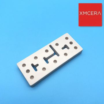 Xinxitec 99%Alumina ceramic bushing insulator  in semiconductor
