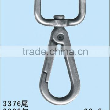 metal fitting hooks