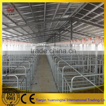 Q235 hollow section round swinery and galvanized pigsty fence table