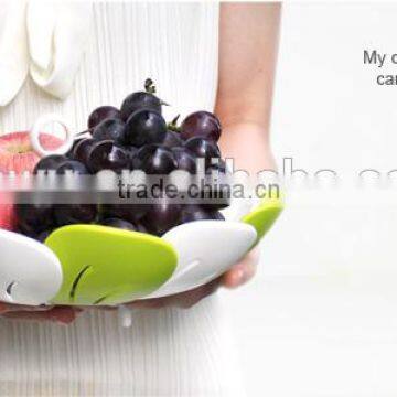 Eco-friendly manual folding Peacock Plastic Fruit tray