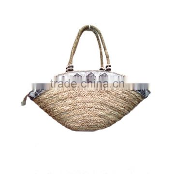 2015 New style handmade straw bag with white lace