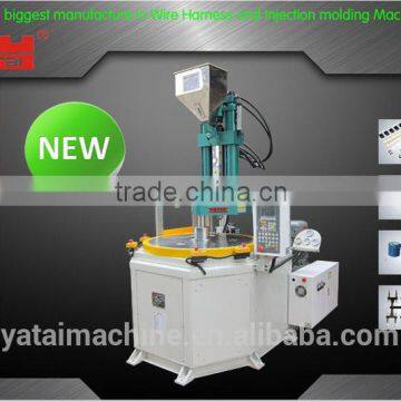 Small rotary plastic injection machine