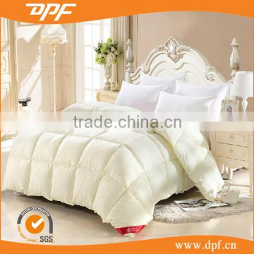 Wholesaler china beige color cotton filled duvet for king size bed