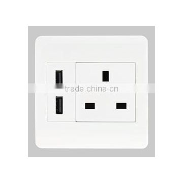 UK type durable 13A 250V white earthed outlet