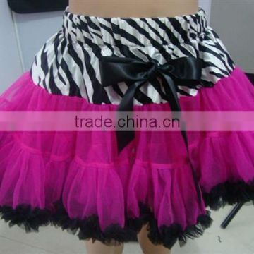 2013 Hot sale !!pettiskirt tutu,new design zebra with hot pink girls in short skirts,tutu skirt