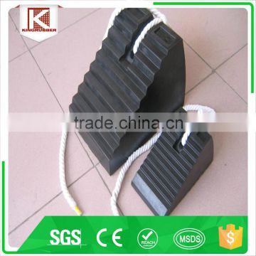 Heavy duty rubber wedge for trucks with handle wheel chocks tyre stopper Trade Assurance