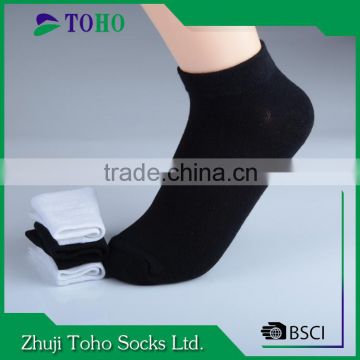 Alibaba china pure black/white athletic bulk cotton sports socks