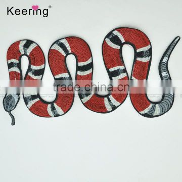 Fancy applique embroidery snake patches for jeans blouses WEF-110